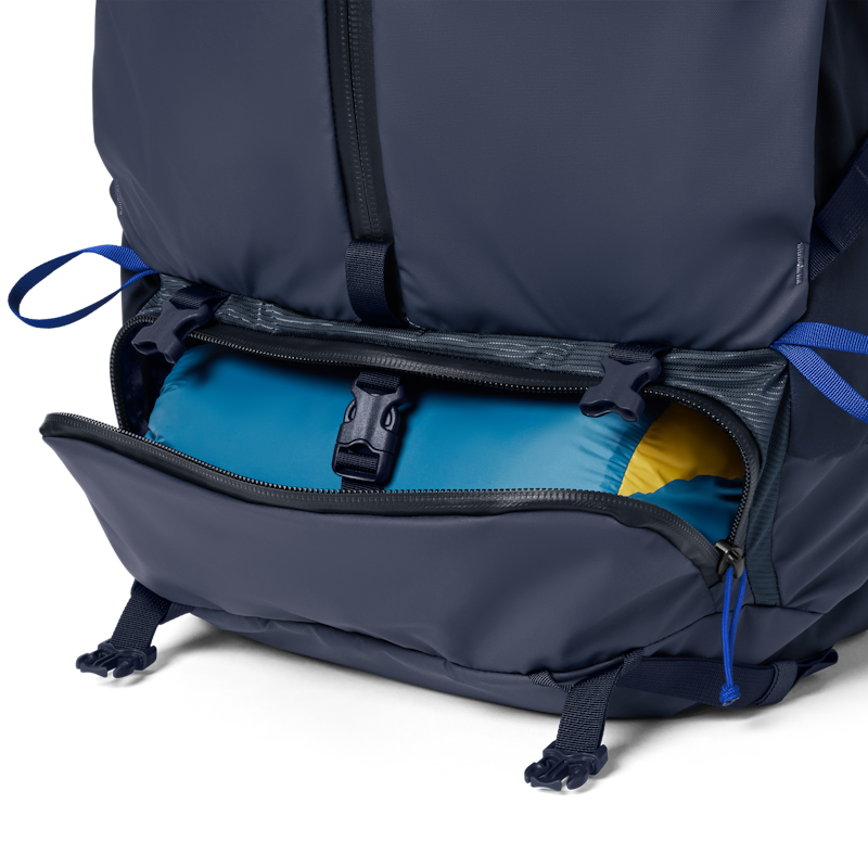 Skala™ 50L Women's Hiking Pack Classic Navy