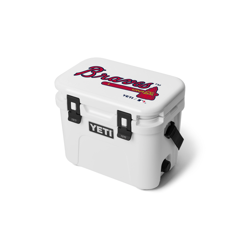 Atlanta Braves Roadie® 15 Hard Cooler White